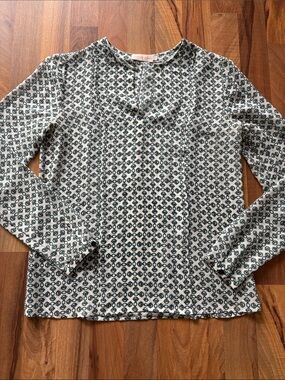 Tory Burch Woman’s Cream Long-Sleeve Top with Teal Geometric Print Size 4